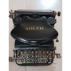 Τypewriter ΑDLER (1912-1935)