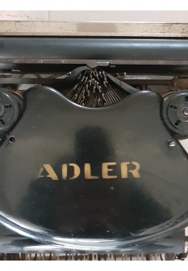 Γραφομηχανη ADLER