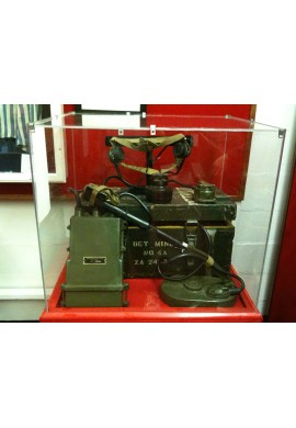 Mine Detector Kit No.4 C World War II Metal Detector